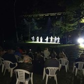 Carpignano Sesia, al Parco Scimbla lo spettacolo “Francesco, giullare di Dio”