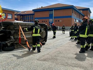 Vigili del fuoco, dalla Regione 200mila euro per la formazione dei volontari - Foto di repertorio, esercitazione
