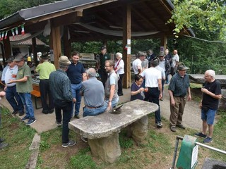 Quarona, Festa di Lombaretto con gli Alpini: memoria, Messa e momenti di comunità - foto di Roberto Santucci Quarona, Festa di Lombaretto con gli Alpini: memoria, Messa e momenti di comunità - foto di Roberto Santucci