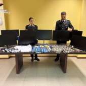 Furti a Borgosesia: i Carabinieri individuano i responsabili e recuperano la refurtiva in 48 ore Furti a Borgosesia: i Carabinieri individuano i responsabili e recuperano la refurtiva in 48 ore