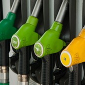 Caro carburanti, Eni conferma il tetto ai prezzi fino alla fine anno (foto di repertorio) Caro carburanti, Eni conferma il tetto ai prezzi fino alla fine anno (foto di repertorio)