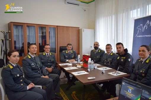 La Guardia di Finanza di Vercelli accoglie il Generale Avitabile: focus su attività e progetti 2026
