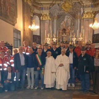 Serravalle: Don Ambrogio festeggia 40 anni di ordinazione sacerdotale