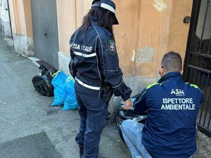 Gattinara intensifica i controlli contro l’abbandono dei rifiuti: 14 violazioni e 2 denunce