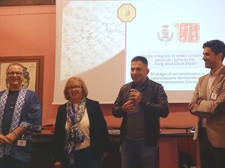 Gattinara, il Feng Shui applicato alla città: presentato uno studio con proposte per gli spazi urbani Gattinara, il Feng Shui applicato alla città: presentato uno studio con proposte per gli spazi urbani