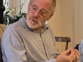 Varallo, icone sacre in mostra in Biblioteca: Ian Knowles presenta “The Icon Painter’s Handbook”