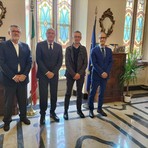 Da sinistra Claudio Orecchia, Giuseppe Manca, Pier Mario Falletti e il prefetto Lucio Parente