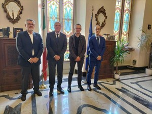 Da sinistra Claudio Orecchia, Giuseppe Manca, Pier Mario Falletti e il prefetto Lucio Parente