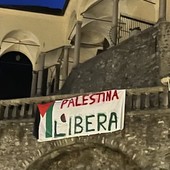 A Varallo spunta lo striscione &quot;Palestina Libera&quot;