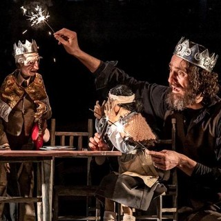 “Natale in casa Cupiello” arriva in teatro: a Varallo il capolavoro di Eduardo in versione cum figuris