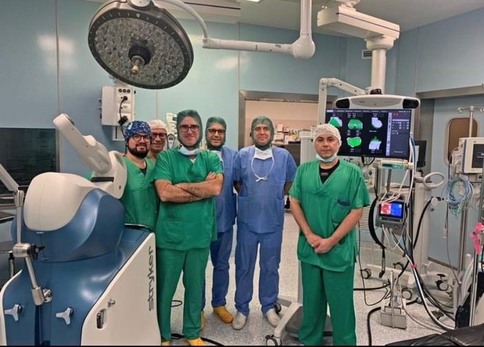 Borgosesia, chirurgia robotica ortopedica in crescita: nel 2025 +146% di interventi con la piattaforma Mako