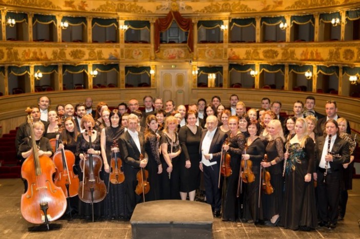 Varallo, Gran Galà Lirico in piazza con la Miskolc Symphony Orchestra Varallo, Gran Galà Lirico in piazza con la Miskolc Symphony Orchestra