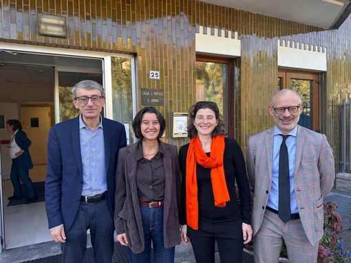 Borgosesia, Casa S.Anna, festa e gratitudine per i 40 volontari: acquistati 20 nuovi materassi per gli ospiti