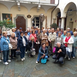 Varallo, ospiti da Malgrate in visita alla Biblioteca “Farinone-Centa”