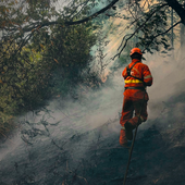 Incendio Monte Barone, inquinamento atmosferico: PM10 sopra la media - Foto AIB Bruzolo Incendio Monte Barone, inquinamento atmosferico: PM10 sopra la media - Foto AIB Bruzolo