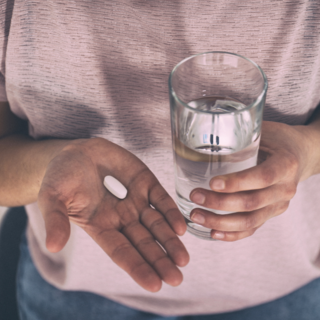 Antibiotico-resistenza, i consigli per proteggere la salute e utilizzare i farmaci al meglio