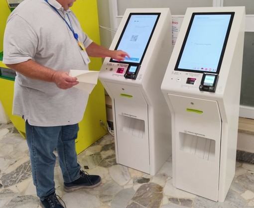 ASL VC, addio ai Punti gialli: arrivano i nuovi totem multifunzione ASL VC, addio ai Punti gialli: arrivano i nuovi totem multifunzione