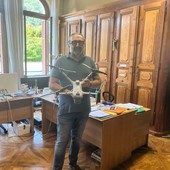 Valsesia, consegnato all’Unione Montana il drone per il soccorso in montagna Valsesia, consegnato all’Unione Montana il drone per il soccorso in montagna