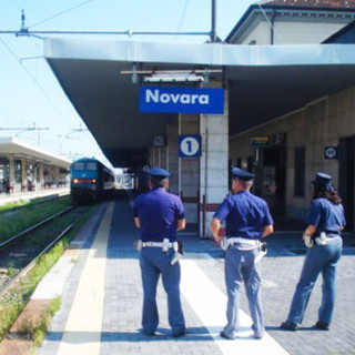 Ventenne aggredita su un treno: indagini in corso per identificare l’autore