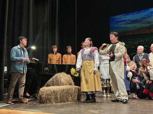 Varallo celebra il successo de “L’Elisir d’amore” con un teatro sold out e grandi applausi