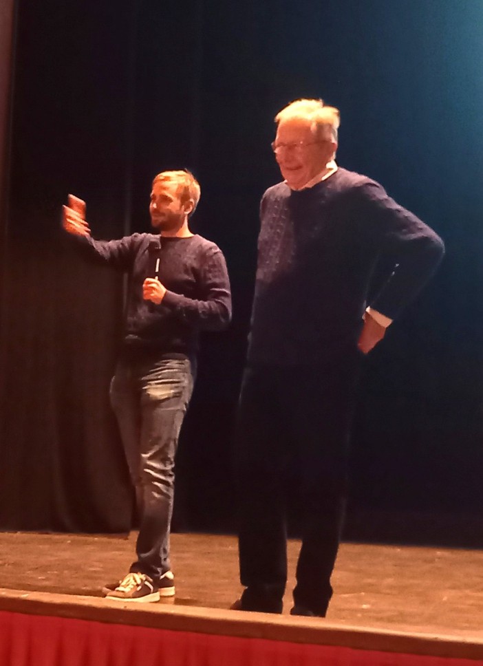 Varallo, al Teatro Civico un incontro contro il bullismo e il cyberbullismo con Paolo Picchio e Paolo Bossi