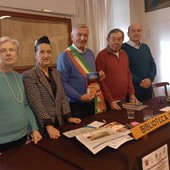 Varallo, in Biblioteca Civica il libro “I Piemontesi” racconta popoli e cucina tra storia e tradizioni del territorio Varallo, in Biblioteca Civica il libro “I Piemontesi” racconta popoli e cucina tra storia e tradizioni del territorio