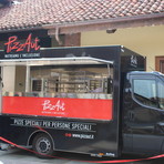 Gattinara, a LUVA arriva PizzAutoBus Biella: pizza, lavoro e autonomia al centro della festa