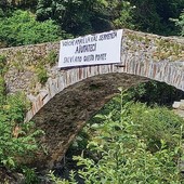 Boccioleto, appello per salvare il ponte di Piaggiogna Boccioleto, appello per salvare il ponte di Piaggiogna