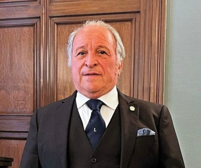 CARI.A.S.T.I: chiarimenti del Presidente sulla votazione del Consiglio Direttivo e sulla dismissione delle azioni Banca di Asti CARI.A.S.T.I: chiarimenti del Presidente sulla votazione del Consiglio Direttivo e sulla dismissione delle azioni Banca di Asti