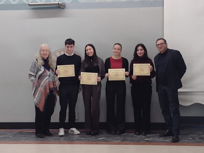 Varallo, consegnate le borse di studio Togna: quattro studenti del Liceo Ferrari tra i premiati