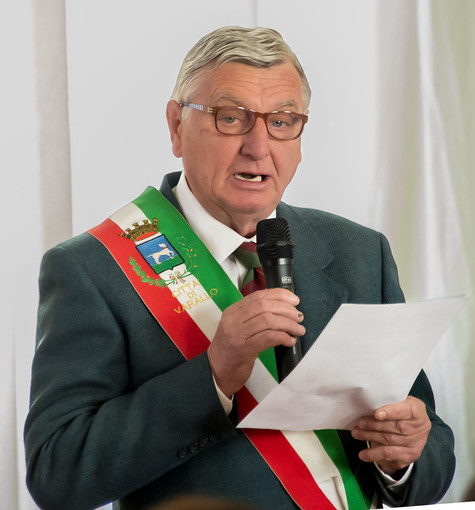 Varallo, busta con proiettile al sindaco Bondetti: indagini sulle minacce legate al Progetto Baita Varallo, busta con proiettile al sindaco Bondetti: indagini sulle minacce legate al Progetto Baita