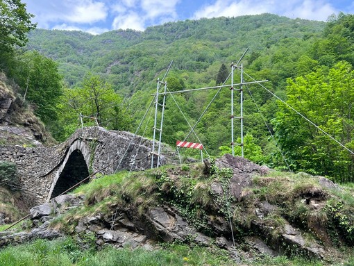Varallo: Iniziati i lavori di ripristino del ponte della Gula Varallo: Iniziati i lavori di ripristino del ponte della Gula