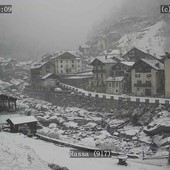 La neve imbianca l’Alta Valsesia: atmosfera invernale e attesa per il Natale La neve imbianca l’Alta Valsesia: atmosfera invernale e attesa per il Natale
