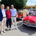 “Ruote nella Storia” fa tappa a Gattinara tra auto d’epoca, cultura e territorio “Ruote nella Storia” fa tappa a Gattinara tra auto d’epoca, cultura e territorio