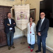 Vercelli, Polimnia Arts Company dona 1.700 euro all’ASL per l’Ostetricia Vercelli, Polimnia Arts Company dona 1.700 euro all’ASL per l’Ostetricia