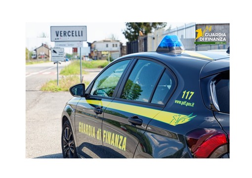 Blitz della Finanza nel Vercellese: scoperti 10 lavoratori irregolari