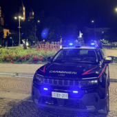 Da Vercelli: In bicicletta, non si ferma all'alt dei carabinieri: inseguito e bloccato