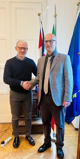 Borgosesia, incontro in Comune con il direttore regionale INPS: “Continuità del servizio garantita”