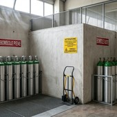 Stoccaggio delle bombole di ossigeno: regole essenziali per operare in sicurezza Stoccaggio delle bombole di ossigeno: regole essenziali per operare in sicurezza
