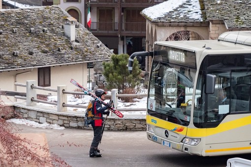 Alagna Valsesia, torna lo ski bus gratuito: due linee attive ogni giorno dal 29 novembre 2025 al 19 aprile 2026 Alagna Valsesia, torna lo ski bus gratuito: due linee attive ogni giorno dal 29 novembre 2025 al 19 aprile 2026