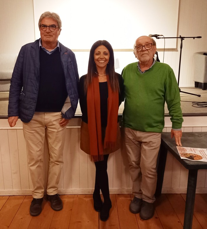 A Guardabosone “Sapere condiviso” parla di corpo e alimentazione: incontro con Nicole Bosco A Guardabosone “Sapere condiviso” parla di corpo e alimentazione: incontro con Nicole Bosco