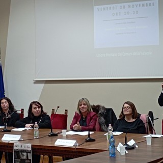 A Borgosesia una serata per capire e contrastare la violenza di genere: tra testimonianze, educazione digitale e nuovi progetti di prevenzione