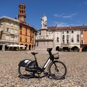 Parte il nuovo servizio di e-bike sharing a Vercelli e provincia: mobilità sostenibile a portata di pedale