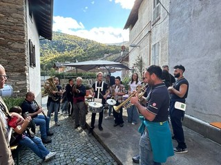 Passeggiata dei Salami, a Scopello oltre 300 richieste e 200 partecipanti Passeggiata dei Salami, a Scopello oltre 300 richieste e 200 partecipanti