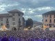 I Kolors incantano Varallo: 20mila fan in piazza Vittorio