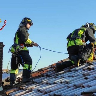 Dal Nord/Ovest, Vigili del Fuoco a Crescentino per un principio di incendio camino