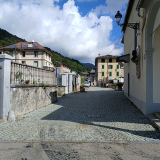 Civiasco, via Durio chiusa per oltre un mese: lavori alla pavimentazione in porfido Civiasco, via Durio chiusa per oltre un mese: lavori alla pavimentazione in porfido