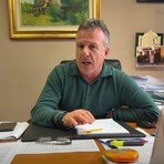 Serravalle Sesia, Carnevale nel vivo: sfilata dei bambini, fagiolata e rogo di “Mugiun VIII” in Piazza Libertà