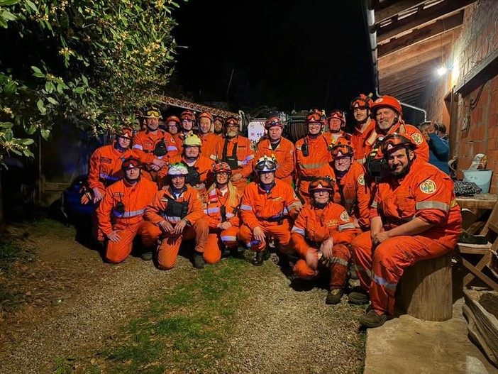 Sicurezza sul territorio, Pietrasanta elogia l’AIB: “In prima linea per la comunità”