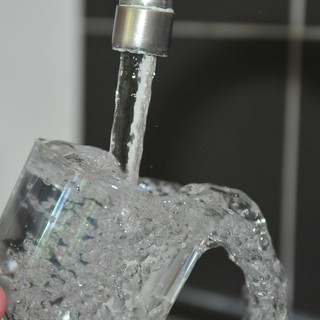 Lozzolo, attenzione ai falsi venditori di depuratori d’acqua: l’avviso del Comune